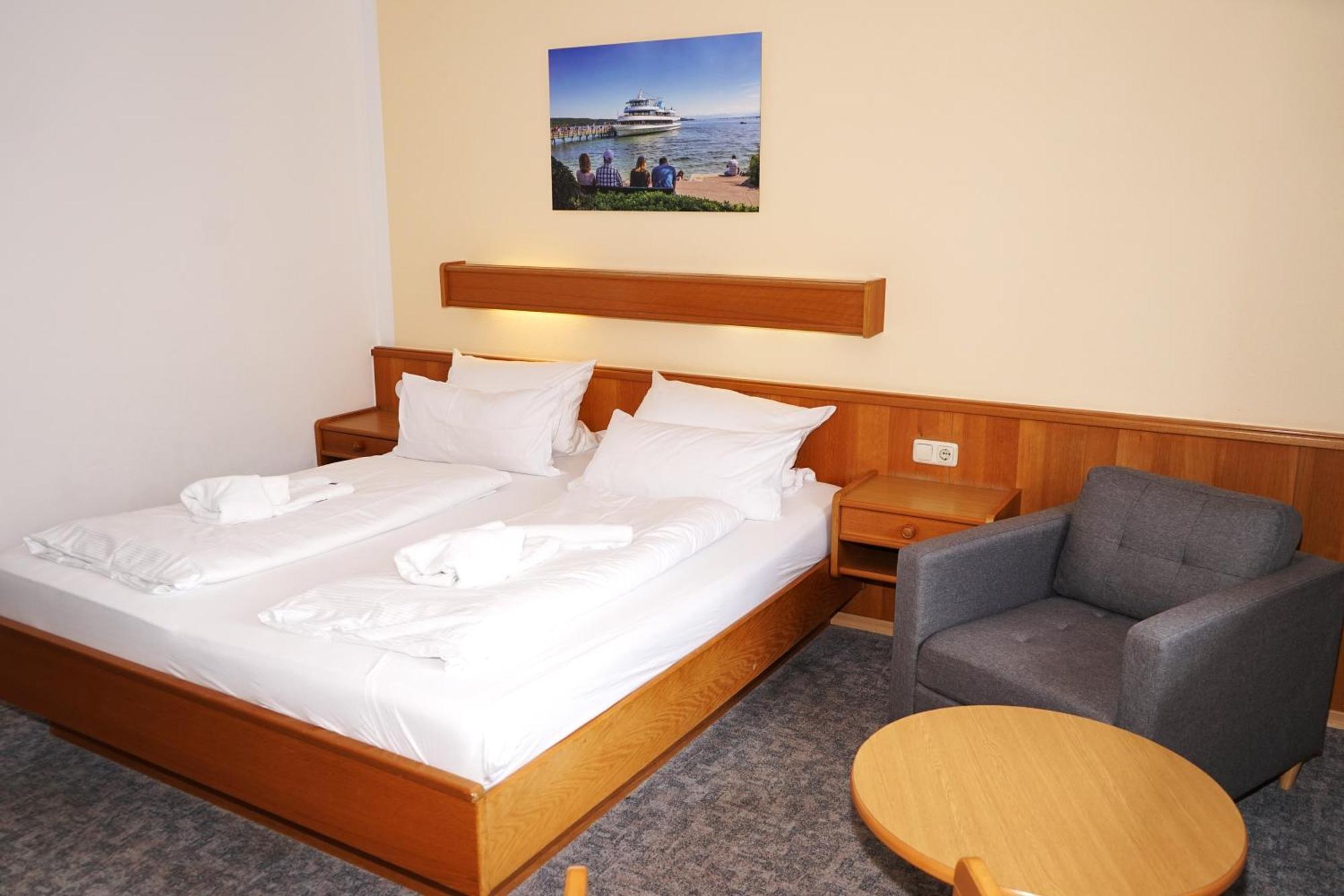 Gasthaus Und Landhotel Wiedmann Eresing Экстерьер фото